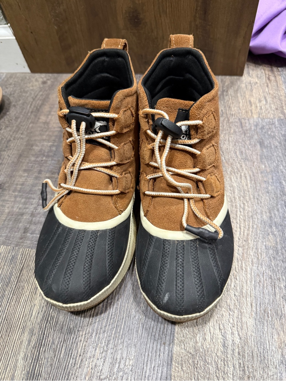 Sorel out n about boots can wear as women’s size 7